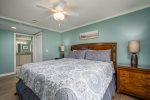 Master Bedroom w/King bed & private full bathroom